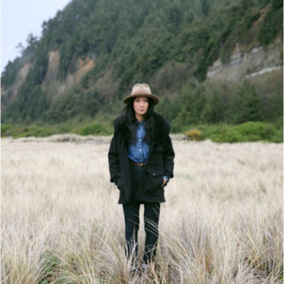 Imogene + Willie Elizabeth Slim Jeans in Indigo Size 27 Long - Picture 14 of 15